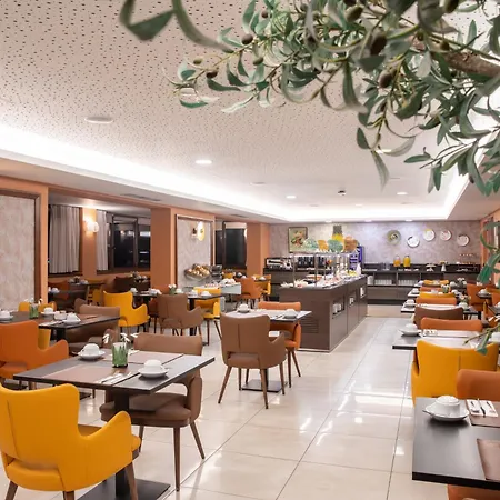 Hotel Vip Executive Picoas 4*