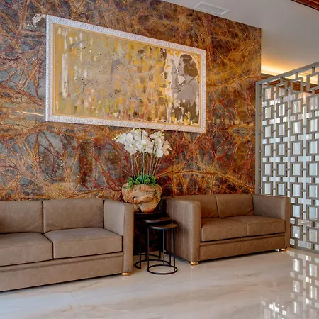 Vip Executive Picoas Hotel 4*