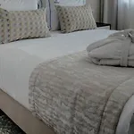 Vip Executive Picoas 4* Лісабон