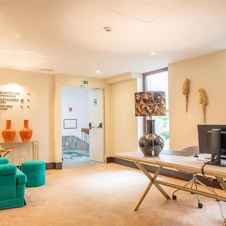 Готель Vip Executive Picoas