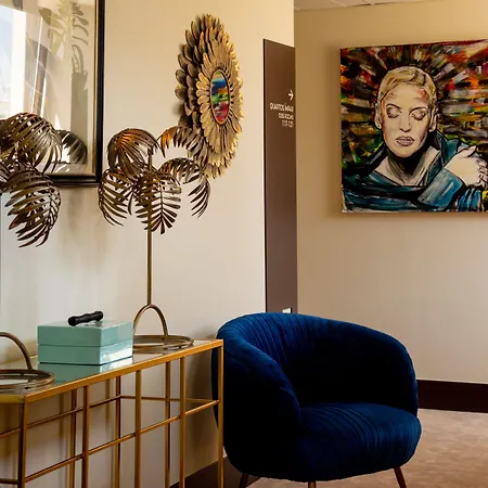 Готель Vip Executive Picoas