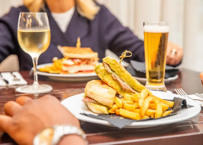 Vip Executive Picoas Hotel 4*