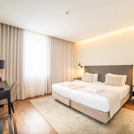 Hotel Vip Executive Picoas 4*